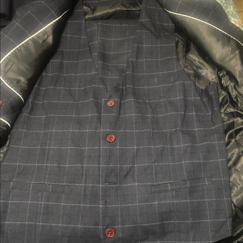 Men's Navy Windowpane 3-Piece Suit with Red Buttons - Picture 2 of 3